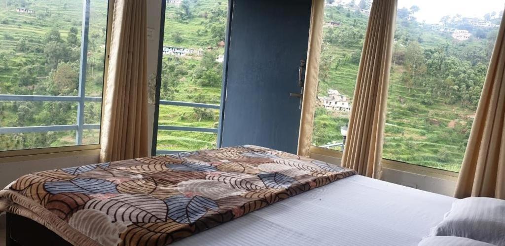 The Plum Apartment มุกเตชวาร์ ภายนอก รูปภาพ