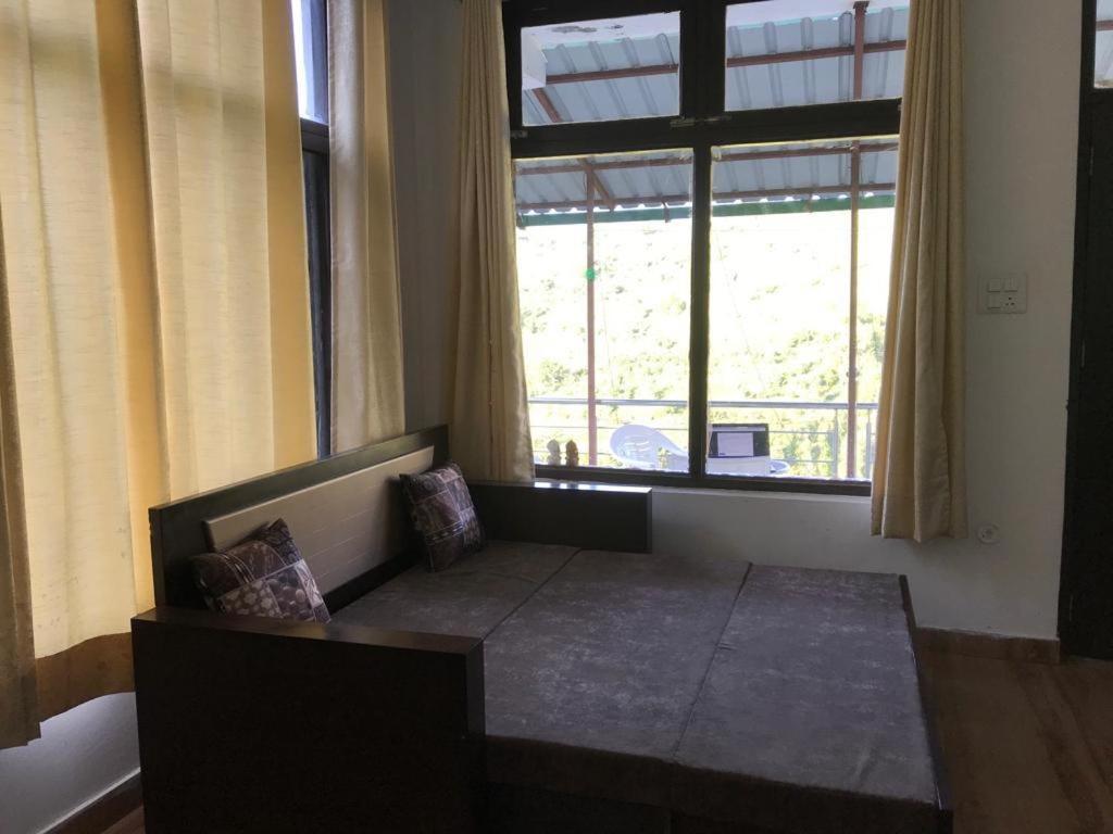 The Plum Apartment มุกเตชวาร์ ภายนอก รูปภาพ