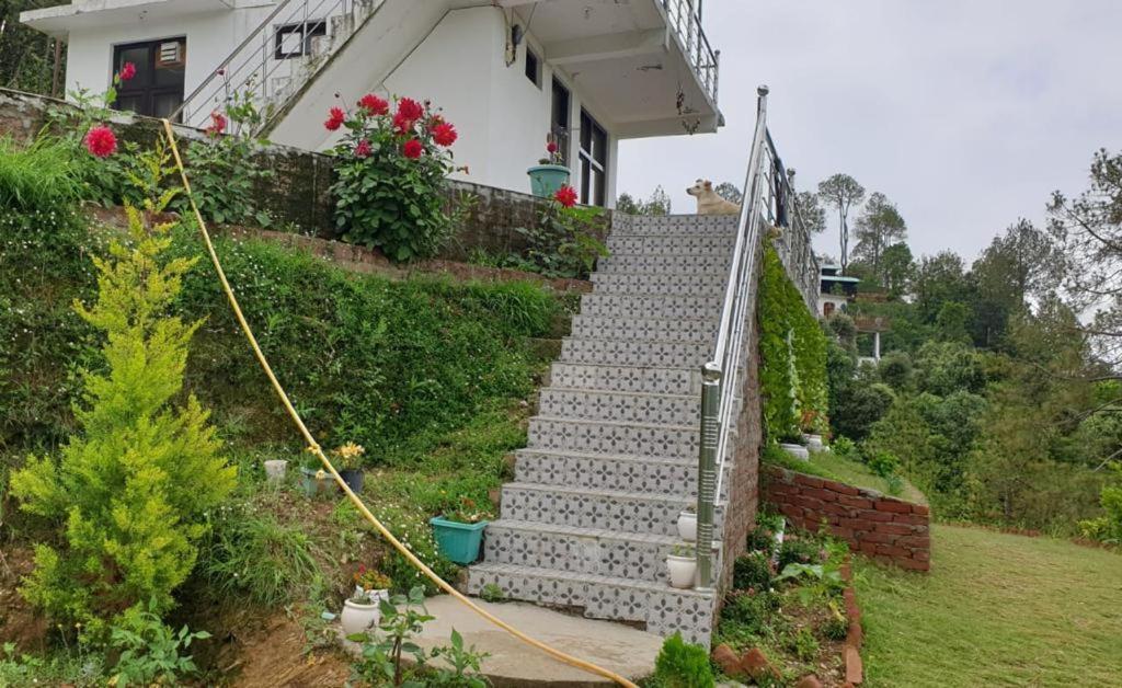 The Plum Apartment มุกเตชวาร์ ภายนอก รูปภาพ