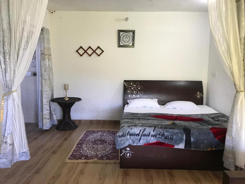 The Plum Apartment มุกเตชวาร์ ภายนอก รูปภาพ